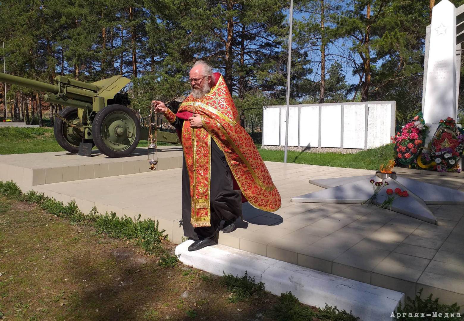 Завершилась поминальная служба в храме с. Губернского.